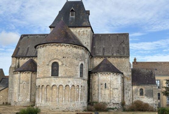 À l’occasion des Journées européennes du patrimoine, l’église Saint-Laurent de Neuvy-en-Champagne ouvre exceptionnellement ses portes au public. Venez découvrir librement cet édifice religieux et son patrimoine architectural, samedi 19 et dimanche 20 septembre 2026, de 10h à 19h. → Église Saint-Laurent – Rue de l’Église, Neuvy-en-Champagne→ Visite libre et gratuite – Tout public Une belle [&hellip;]